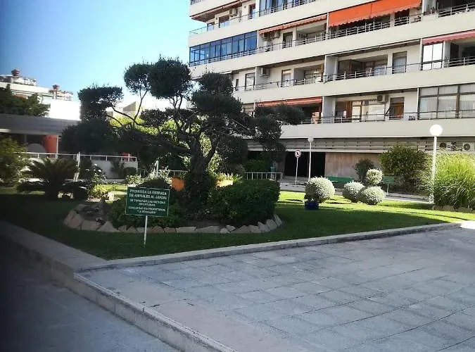 Apartamento Nog - La Nogalera, 2 Dorm, 2 Banos, Terraza, Piscina, Wifi