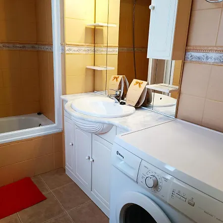 Nog - With Terrace And Pool In The Heart Of - Ac And Lift Lejlighed Torremolinos