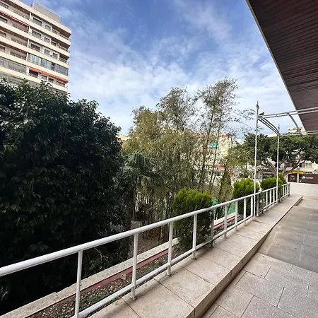 Nog - With Terrace And Pool In The Heart Of - Ac And Lift Lejlighed